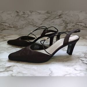 Mootsies Tootsies Faux Satin Fabric Black Heels with Jewel Details Size 8.5M